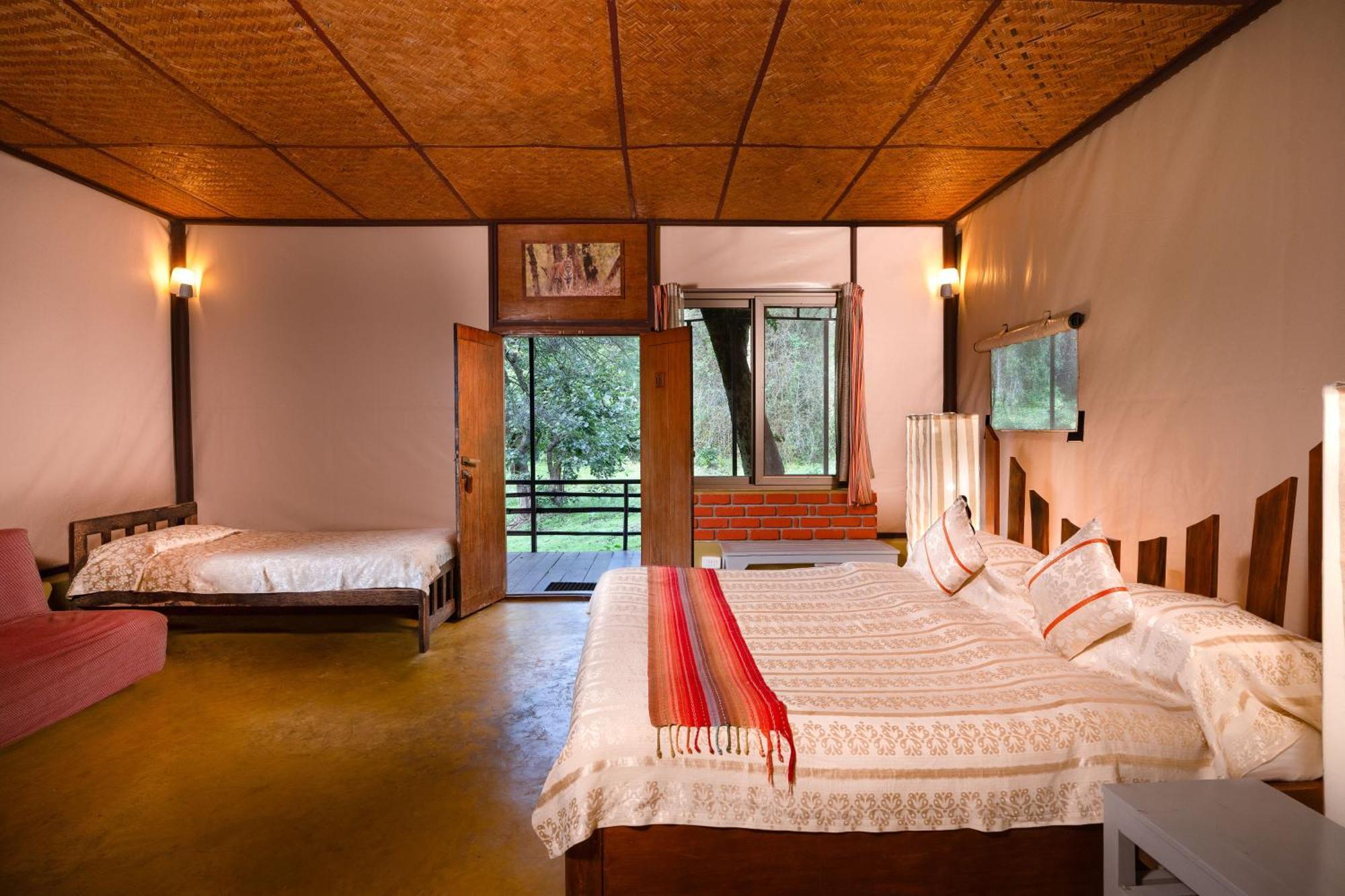 Jungle Hut Hotell Masinagudi Exteriör bild